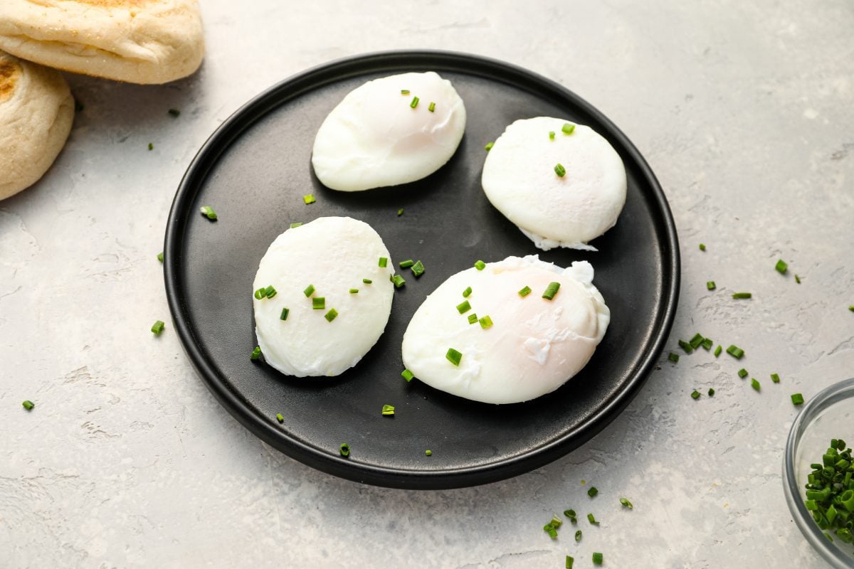 Poached Eggs Perfection: Your Guide to Healthy & Versatile Meals